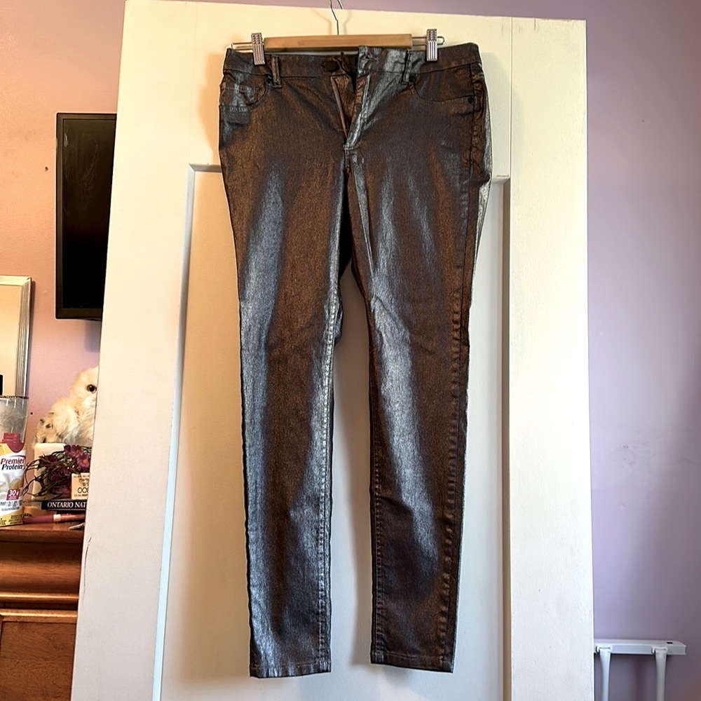 Metallic skinny jeans.